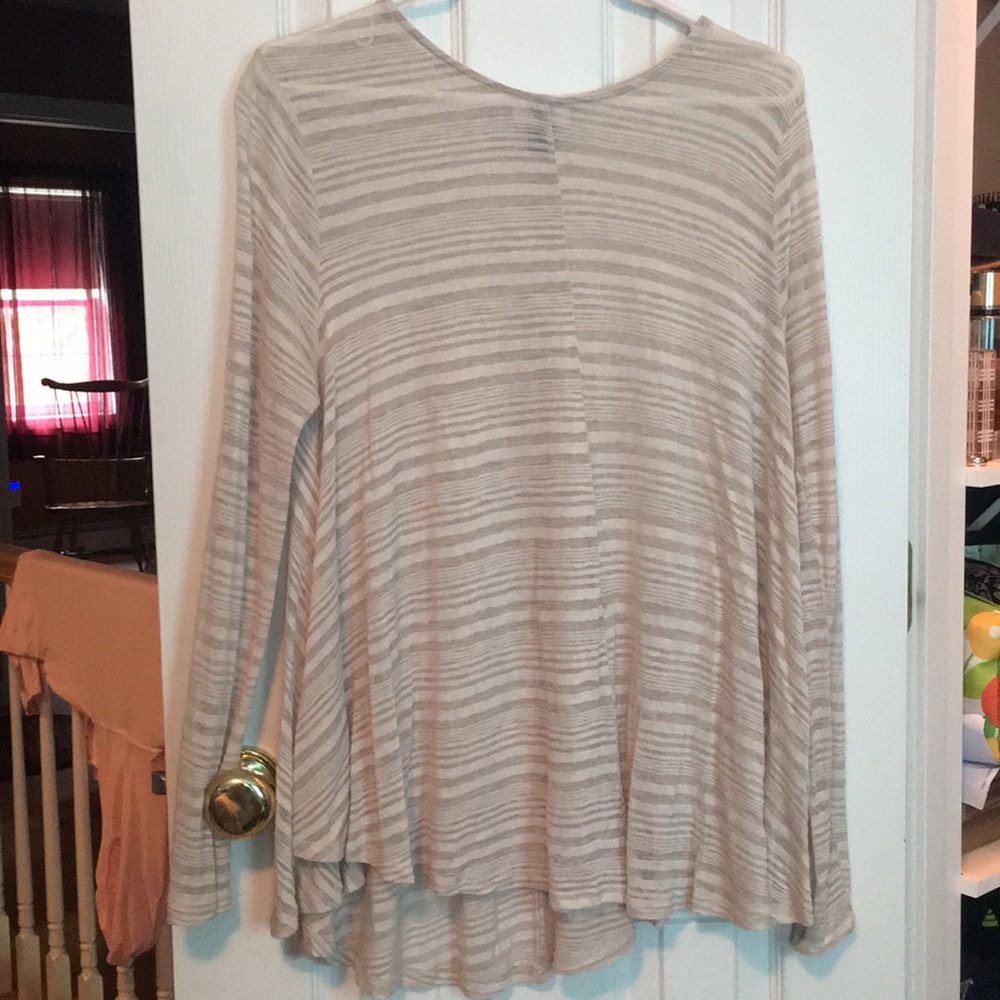 Old Navy top